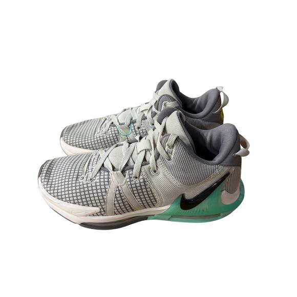 Nike LeBron Witness 7 Flat Pewter Mint 7.5 Basketball Shoes main image 6